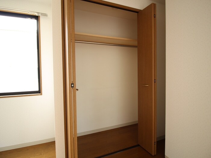 物件内観写真14　(収納)