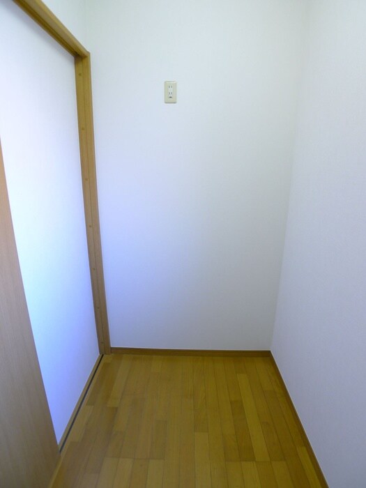 物件内観写真12　(内観写真)