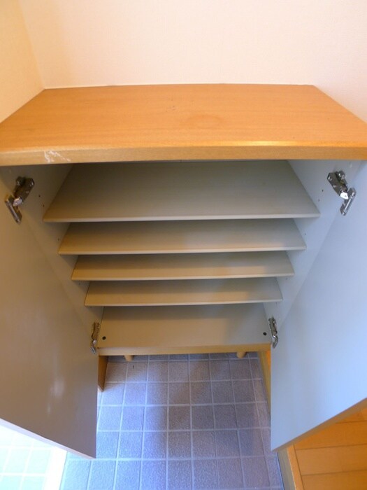 物件内観写真18　(靴箱)