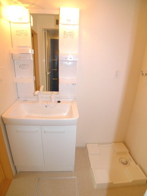 物件内観写真12　(洗面)