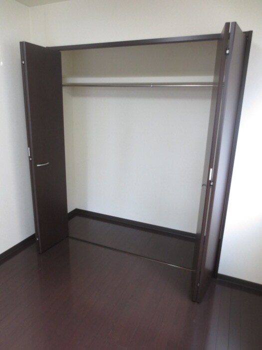 物件内観写真9　(収納)