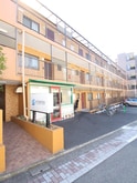 アンジュ荻野