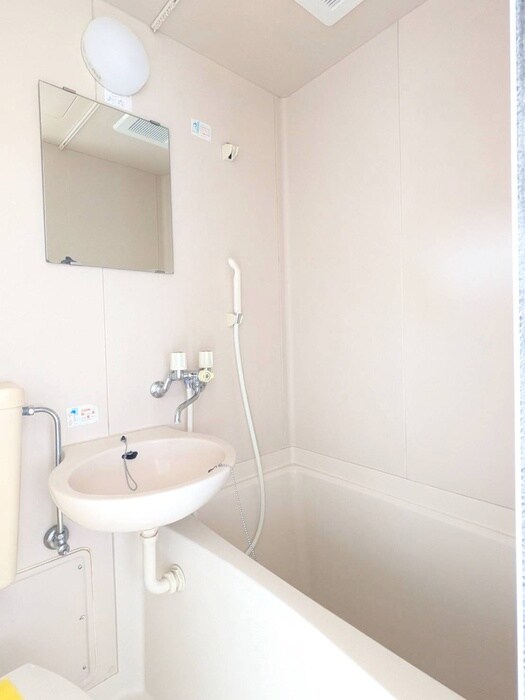 物件内観写真13　(バス／シャワールーム等)