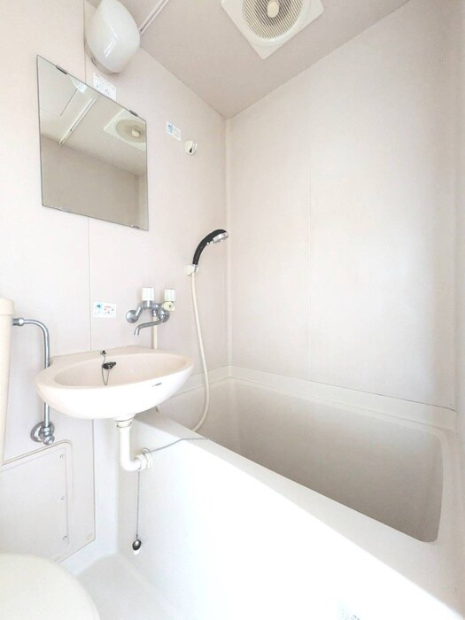 物件内観写真13　(バス／シャワールーム等)