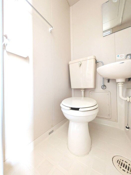 物件内観写真15　(トイレ)