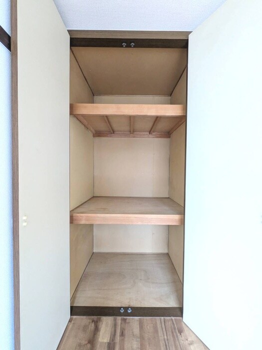 物件内観写真17　(収納)