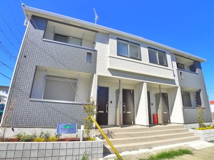 物件外観写真1　(外観写真)