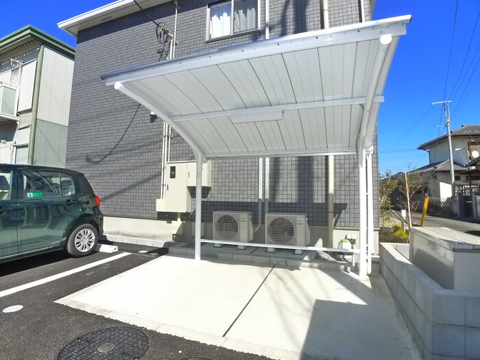 物件外観写真5　(駐輪場)