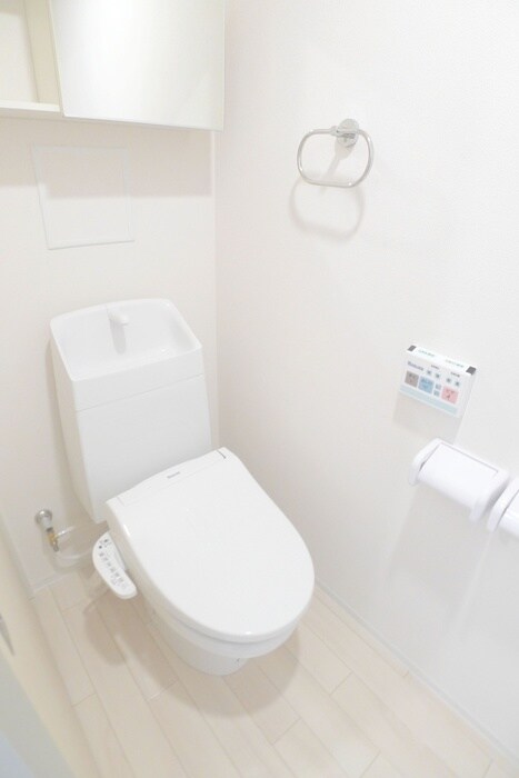 物件内観写真16　(トイレ)