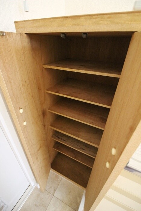 物件内観写真16　(靴箱)