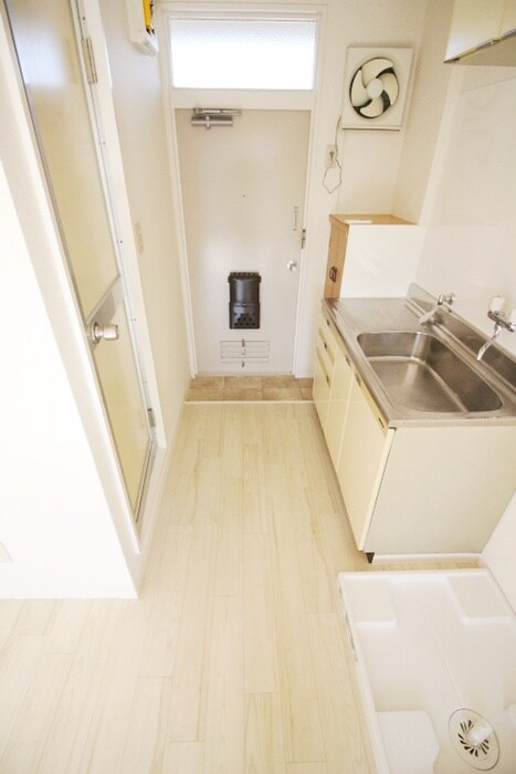 物件内観写真19　(廊下)