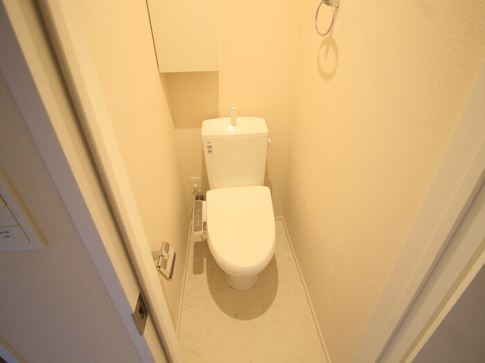 物件内観写真14　(トイレ)