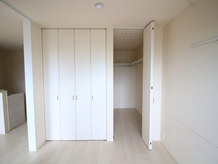 物件内観写真16　(収納)