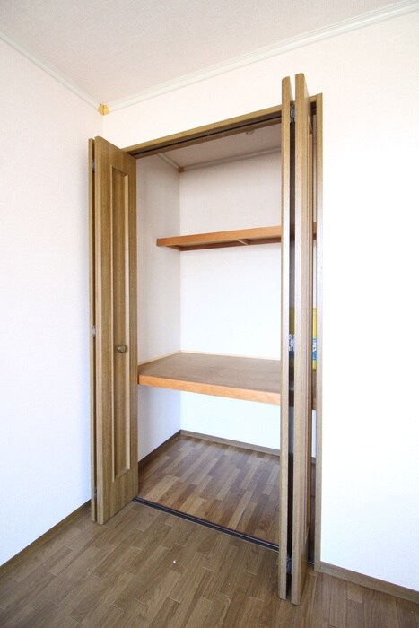 物件内観写真11　(収納)