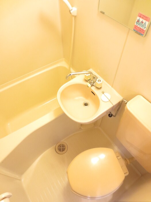 物件内観写真13　(バス／シャワールーム等)