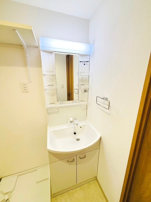 物件内観写真12　(洗面)