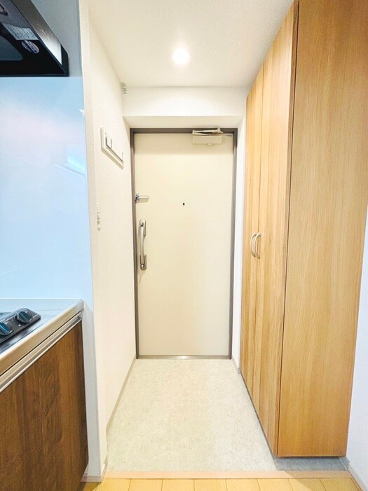 物件内観写真14　(玄関)