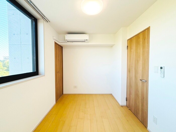 物件内観写真18　(居室)