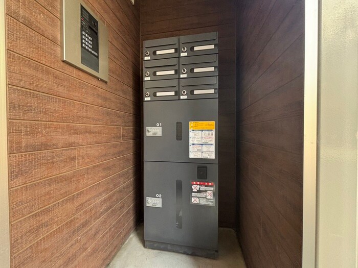 物件外観写真4　(建物設備)