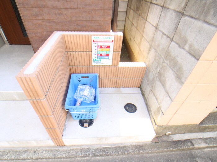 物件外観写真6　(建物設備)