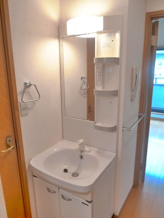 物件内観写真9　(洗面)