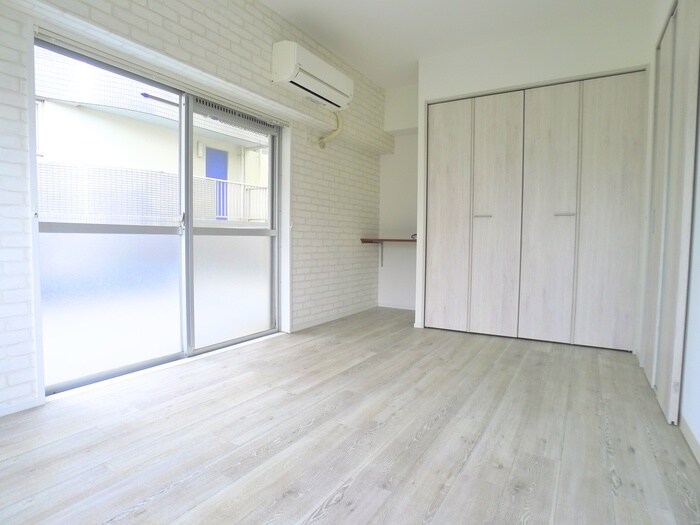 物件内観写真8　(居室)