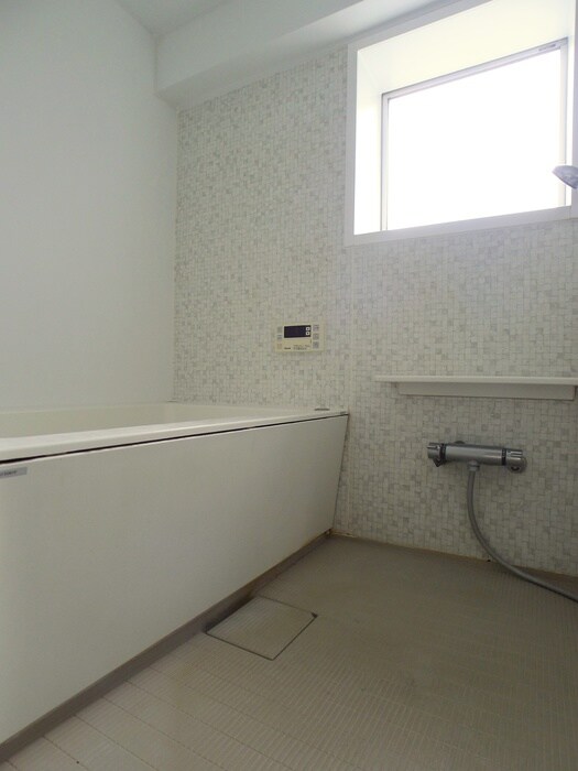 物件内観写真13　(バス／シャワールーム等)