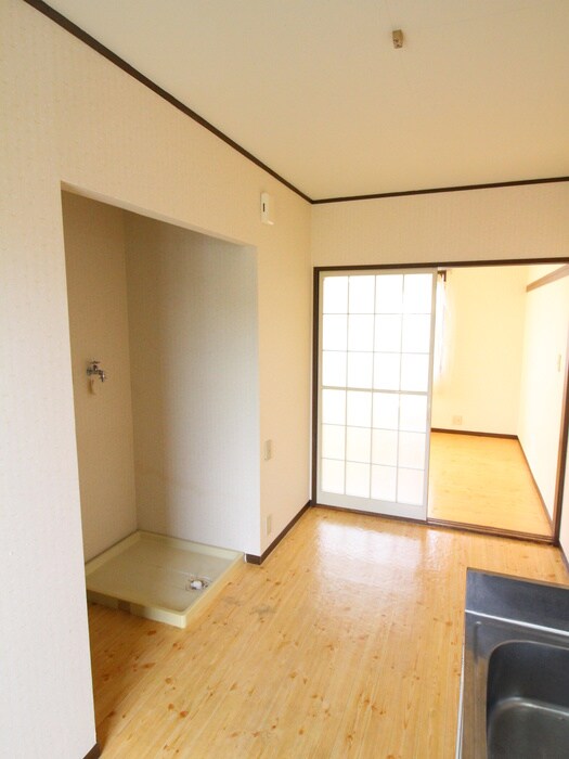 物件内観写真9　(居室)