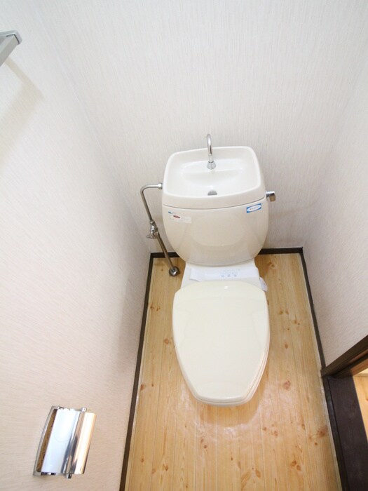 物件内観写真16　(トイレ)