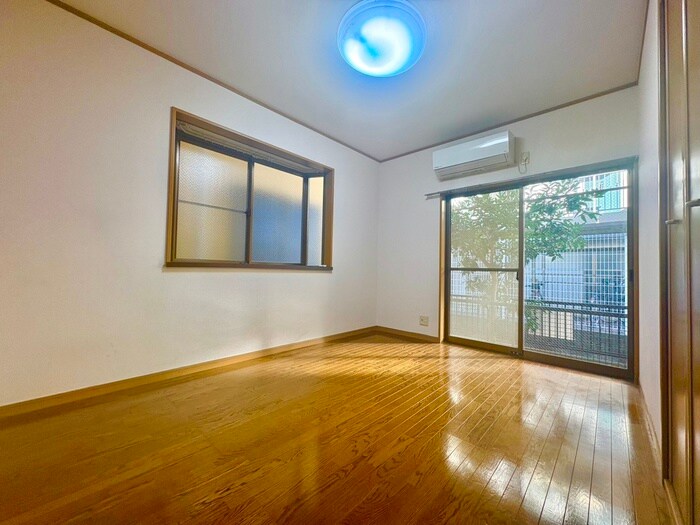 物件内観写真7　(居室)