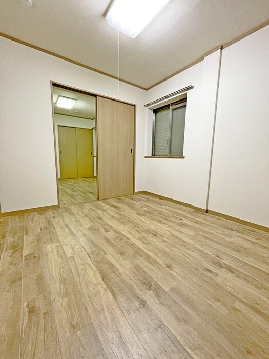 物件内観写真8　(居室)