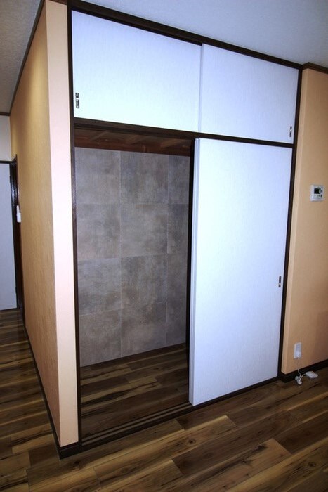 物件内観写真16　(収納)