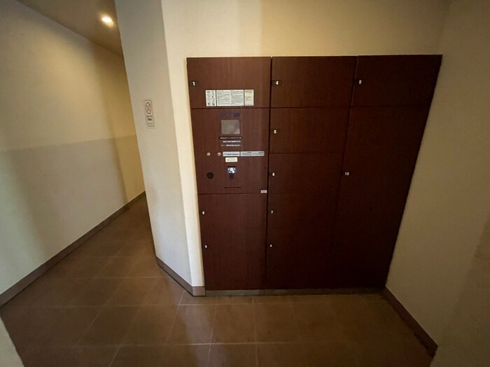 物件外観写真4　(建物設備)