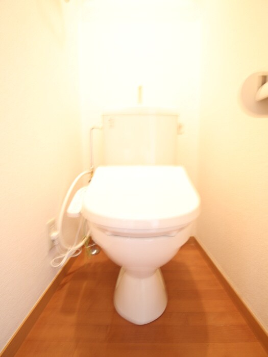 物件内観写真9　(トイレ)