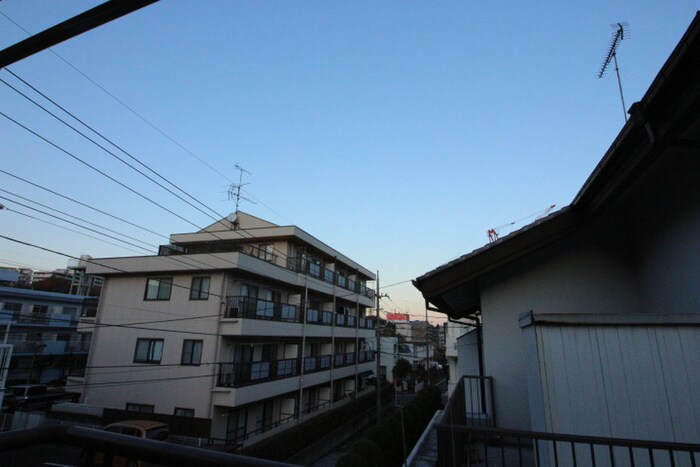 物件内観写真21　(室内からの展望)