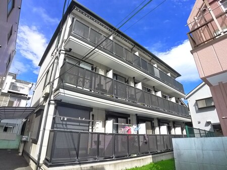 アンビシャス２外観写真