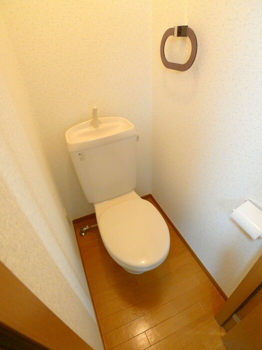 物件内観写真15　(トイレ)