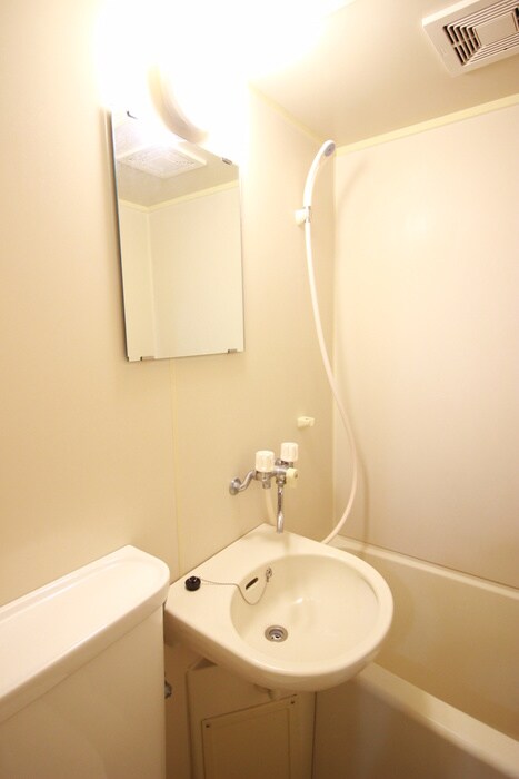 物件内観写真11　(洗面)