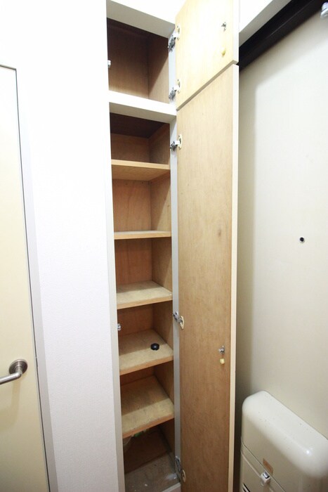 物件内観写真15　(靴箱)