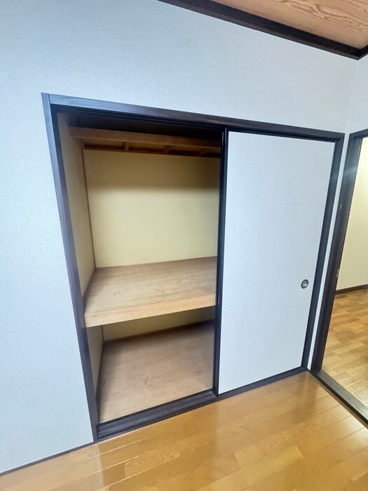 物件内観写真9　(収納)