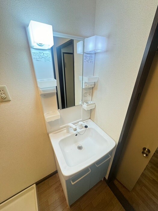 物件内観写真11　(洗面)