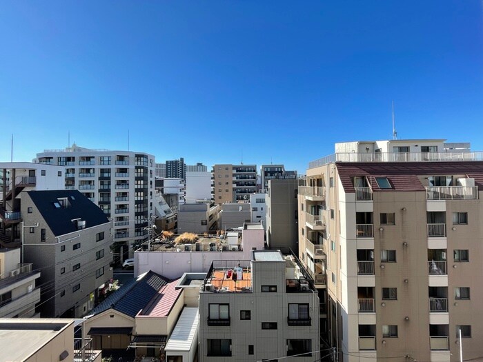 物件内観写真21　(室内からの展望)