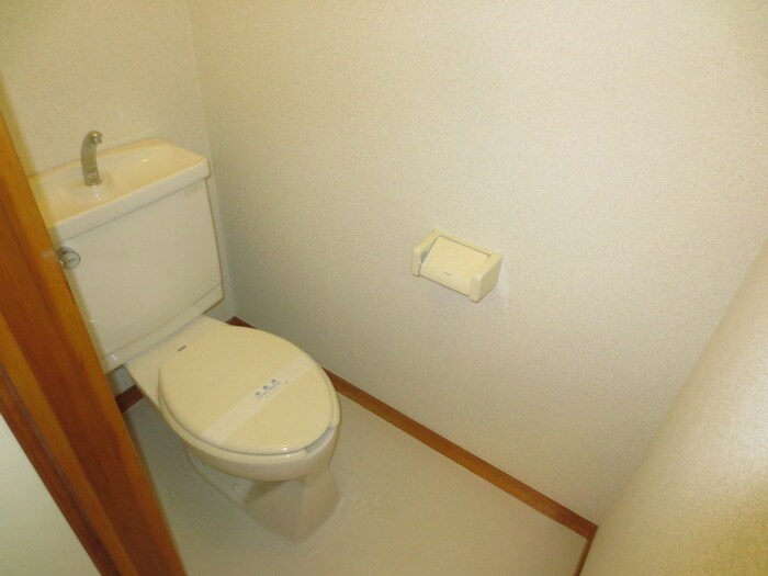 物件内観写真13　(トイレ)