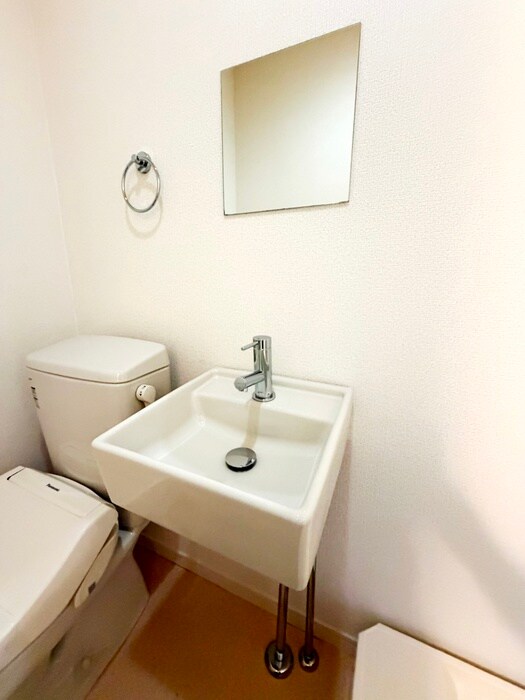 物件内観写真13　(洗面)