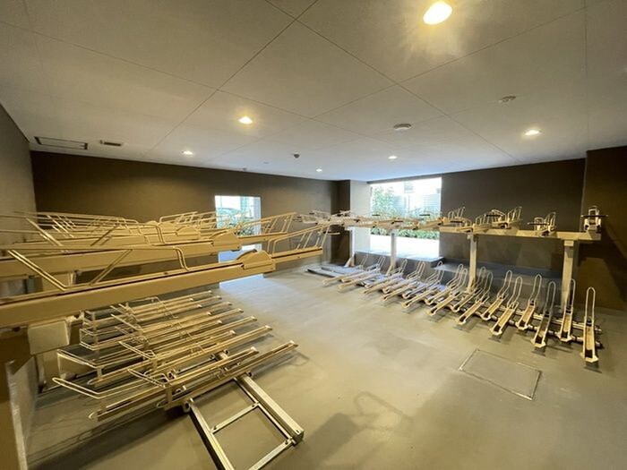 物件外観写真3　(駐輪場)