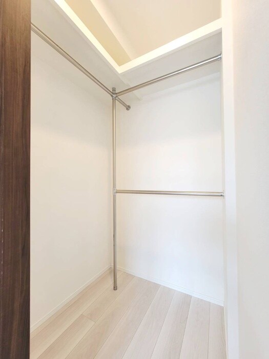 物件内観写真16　(収納)