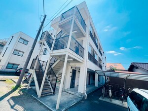 セゾン ドゥー外観写真