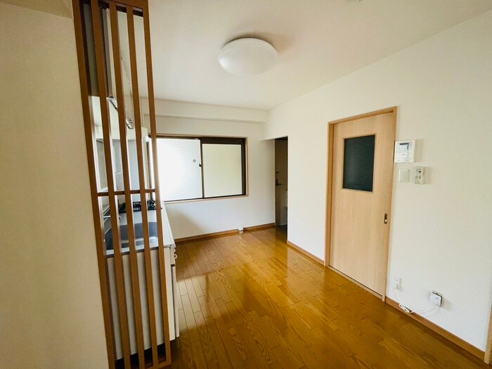 物件内観写真9　(居室)