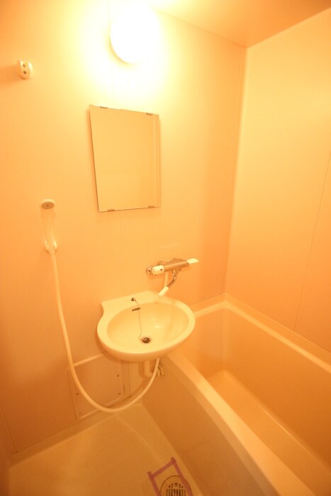 物件内観写真12　(バス／シャワールーム等)