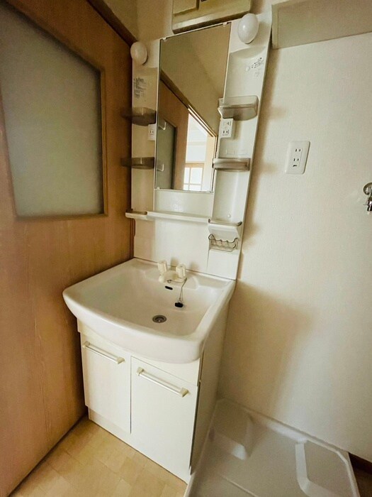 物件内観写真13　(洗面)